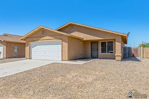 4080 S Sunlight Way, Yuma, AZ 85365