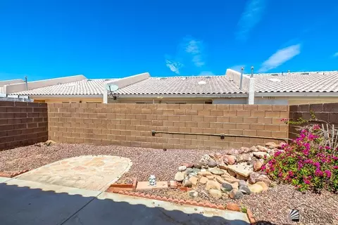 Exterior - 10740 E 35 St, Yuma, AZ 85365 photo 4 of 9