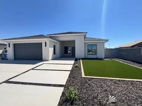 575 E 12 Pl, Somerton, AZ 85350