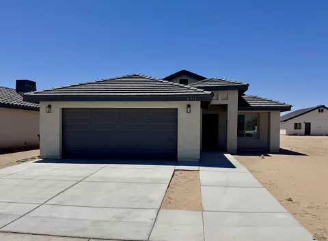 4711 E Los Olivos Dr, San Luis, AZ 85336