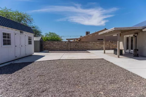 Exterior - 10343 E 38 Pl, Yuma, AZ 85365 photo 6 of 12