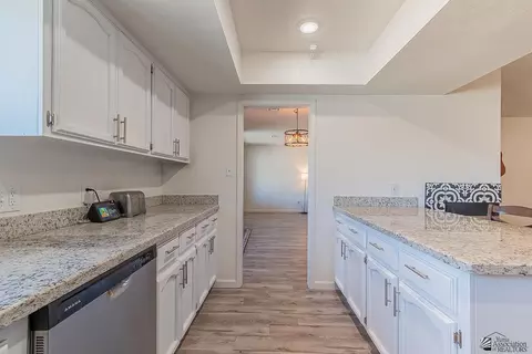 Kitchen - 3474 E Castano Ln, Yuma, AZ 85365 photo 2 of 2