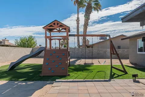 Exterior - 3474 E Castano Ln, Yuma, AZ 85365 photo 4 of 11