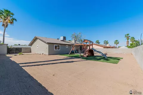 Exterior - 3474 E Castano Ln, Yuma, AZ 85365 photo 9 of 11