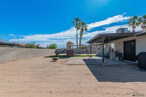 Exterior - 3474 E Castano Ln, Yuma, AZ 85365 photo 6 of 11