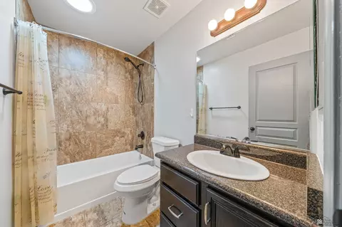 Bath - 11525 E 35 Pl, Yuma, AZ 85367 photo 1 of 4