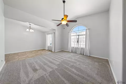Living - 11525 E 35 Pl, Yuma, AZ 85367 photo 1 of 5