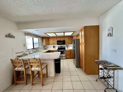 Kitchen - 14128 E 49 Dr, Yuma, AZ 85367 photo 1 of 5