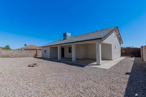 Exterior - 9624 E 37 St, Yuma, AZ 85365 photo 5 of 7