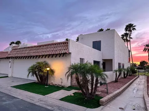 3040 S Torrey Pines Cir, Yuma, AZ 85365