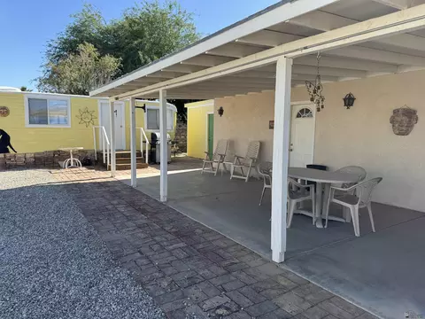 Exterior - 13619 E 49 Dr, Yuma, AZ 85367 photo 8 of 9