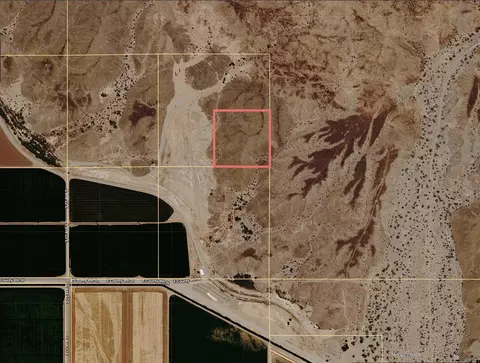 00000 E County 7 12 E, Dome Valley, AZ 85356