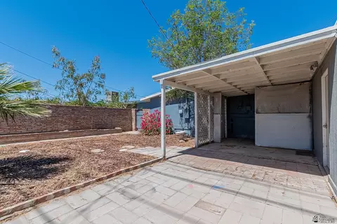 Exterior - 1359 E Morrison St, Yuma, AZ 85365 photo 4 of 7