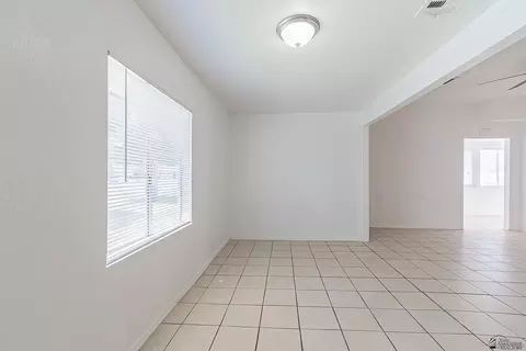 Living - 903 S 3 Ave, Yuma, AZ 85364 photo 4 of 4