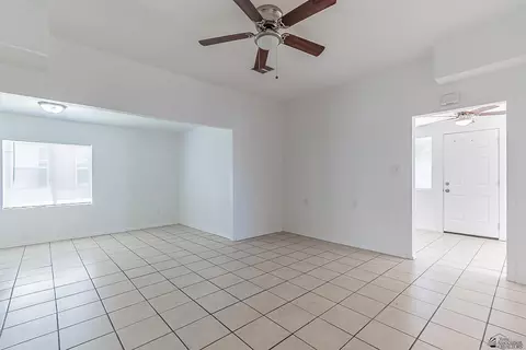 Living - 903 S 3 Ave, Yuma, AZ 85364 photo 2 of 4