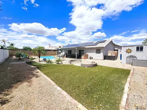 Exterior - 10711 E 36 Pl, Yuma, AZ 85365 photo 4 of 11