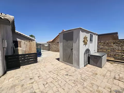 Exterior - 10711 E 36 Pl, Yuma, AZ 85365 photo 7 of 11