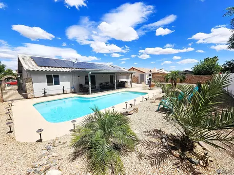 Exterior - 10711 E 36 Pl, Yuma, AZ 85365 photo 6 of 11