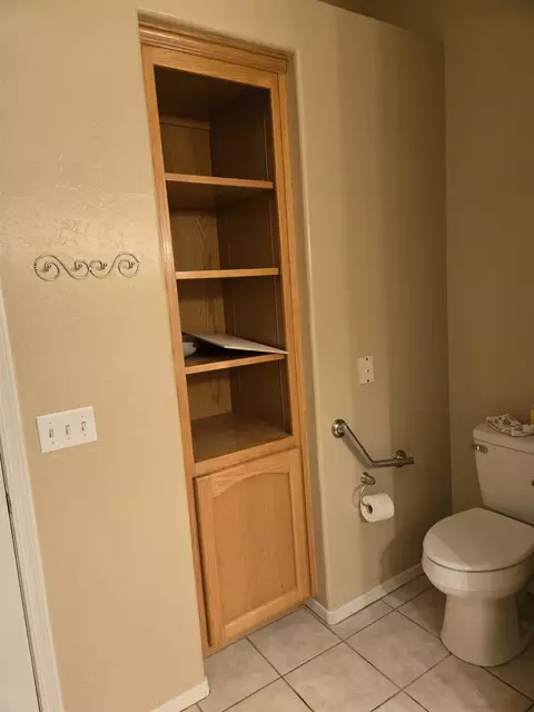 Bath - 960 W 34 St, Yuma, AZ 85364 photo 2 of 3