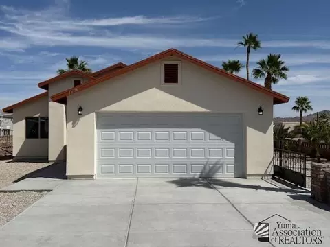 Exterior - 13674 E 46 St, Yuma, AZ 85367 photo 2 of 5