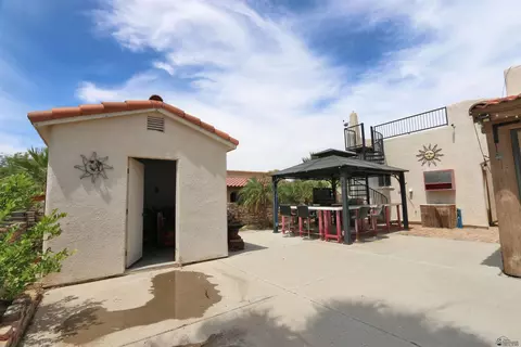 Exterior - 14453 E 55 St, Yuma, AZ 85367 photo 9 of 12