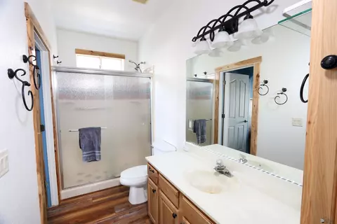 Bath - 14453 E 55 St, Yuma, AZ 85367 photo 1 of 3