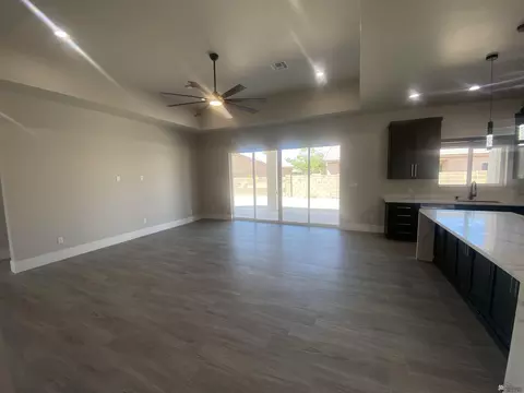 Living - 12132 E 35 Pl, Yuma, AZ 85367 photo 3 of 3