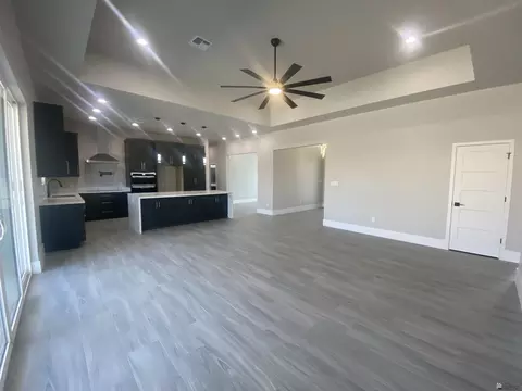 Living - 12132 E 35 Pl, Yuma, AZ 85367 photo 1 of 3
