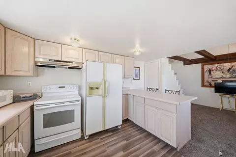 Kitchen - 5229 E 34 St, Yuma, AZ 85365 photo 7 of 7
