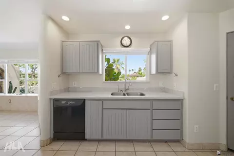 Kitchen - 5229 E 34 St, Yuma, AZ 85365 photo 3 of 7