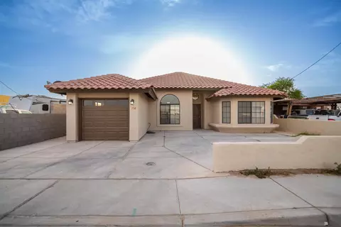 734 N Mesa St, San Luis, AZ 85349