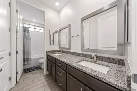 Bath - 14783 E 40 Pl, Yuma, AZ 85367 photo 2 of 8