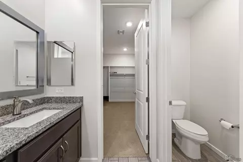 Bath - 14783 E 40 Pl, Yuma, AZ 85367 photo 7 of 8