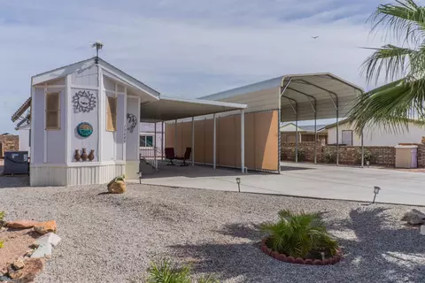 13648 E 55 St, Yuma, AZ 85367