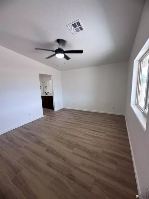 Bedroom - 9935 E 36 Pl, Yuma, AZ 85365 photo 3 of 3