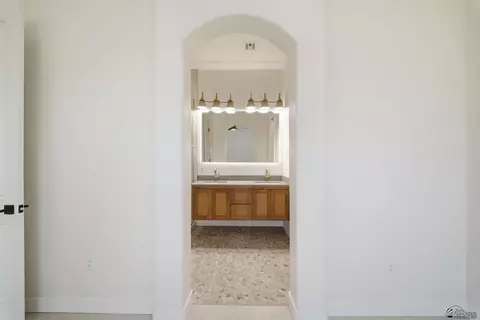 Entry Way - 7847 E 35 St, Yuma, AZ 85365 photo 3 of 3