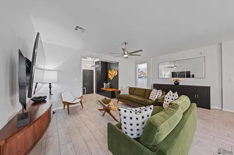 Living - 14159 E 49 Dr, Yuma, AZ 85367 photo 1 of 2