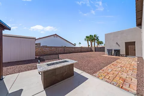 Exterior - 14159 E 49 Dr, Yuma, AZ 85367 photo 7 of 9