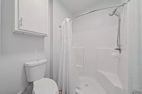 Bath - 14159 E 49 Dr, Yuma, AZ 85367 photo 6 of 6