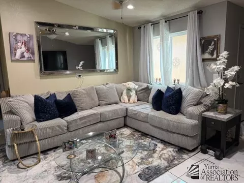 Living - 9010 E 30 Pl, Yuma, AZ 85365 photo 2 of 2