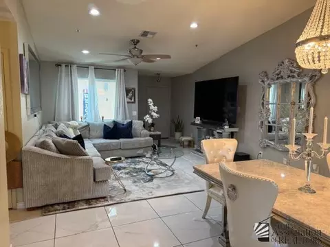 Living - 9010 E 30 Pl, Yuma, AZ 85365 photo 1 of 2