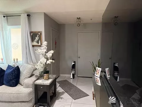 Entry Way - 9010 E 30 Pl, Yuma, AZ 85365 photo 2 of 5
