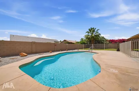 Exterior - 10575 36 Pl, Yuma, AZ 85365 photo 5 of 9