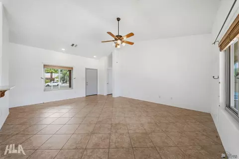 Living - 10575 36 Pl, Yuma, AZ 85365 photo 1 of 4