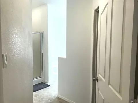 Entry Way - 10542 E 39 Pl, Yuma, AZ 85365 photo 2 of 3
