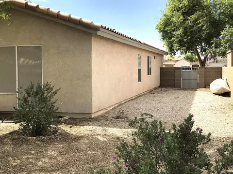 Exterior - 10542 E 39 Pl, Yuma, AZ 85365 photo 5 of 5
