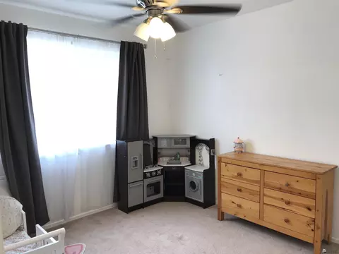 Bedroom - 10542 E 39 Pl, Yuma, AZ 85365 photo 6 of 6