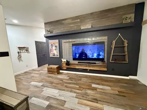 Living - 11137 E 27 St, Yuma, AZ 85367 photo 1 of 2