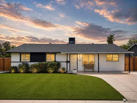 Exterior - 1113 E Corona Dr, Yuma, AZ 85365 photo 7 of 8