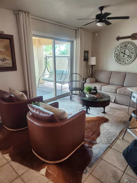 Living - 11633 E 28 Pl, Yuma, AZ 85367 photo 1 of 2
